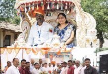 कर्तव्य, प्रामाणिकपणा आणि माणुसकीचा गौरव : सहाय्यक कृषी अधिकारी सुखदेव गिरी यांना अंजनविहिरे गावाचा ऐतिहासिक निरोप