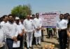हॅट्रिक कार्यसम्राट आमदार किशोर आप्पा पाटील यांच्या पुढाकाराने पहाण येथे ‘मुख्यमंत्री बळीराजा शेत पाणंद रस्ता’ कामाला वेग